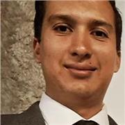 Maestro de apoyo para clases de computación básica, impartida para alumnos de primaria